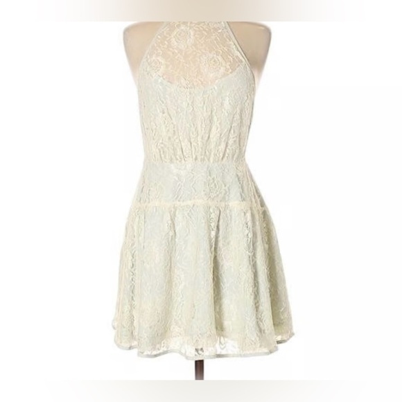 Free People White Lace Backless Dress. 👗 - Picture 5 of 13